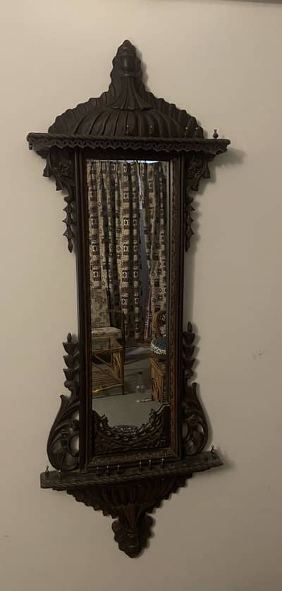 Mirror Chinioti
