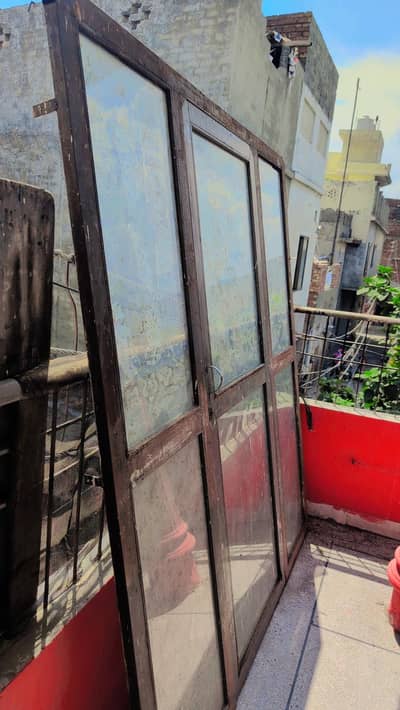 Shop Glass Door (Sheeshe Wala Darwaza)