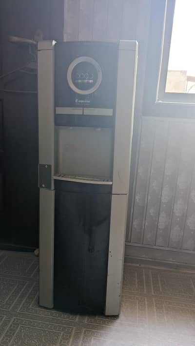 Water Dispenser