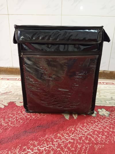 Restaurant delivery box