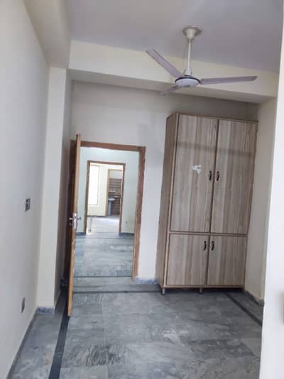 2 bed Flat Availabile for rent