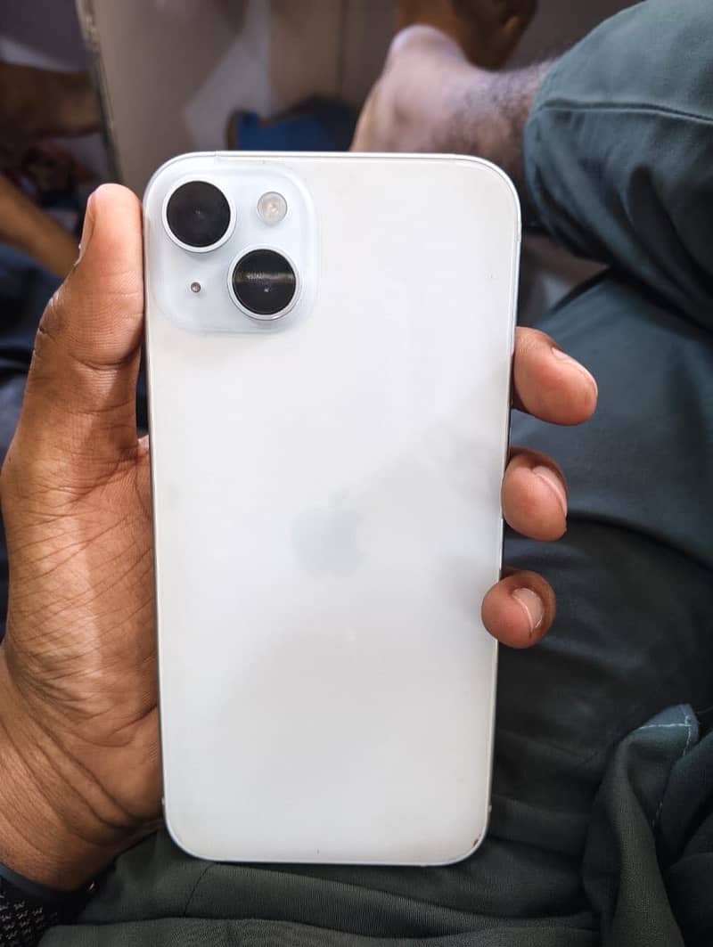Apple iPhone 15 plus 0