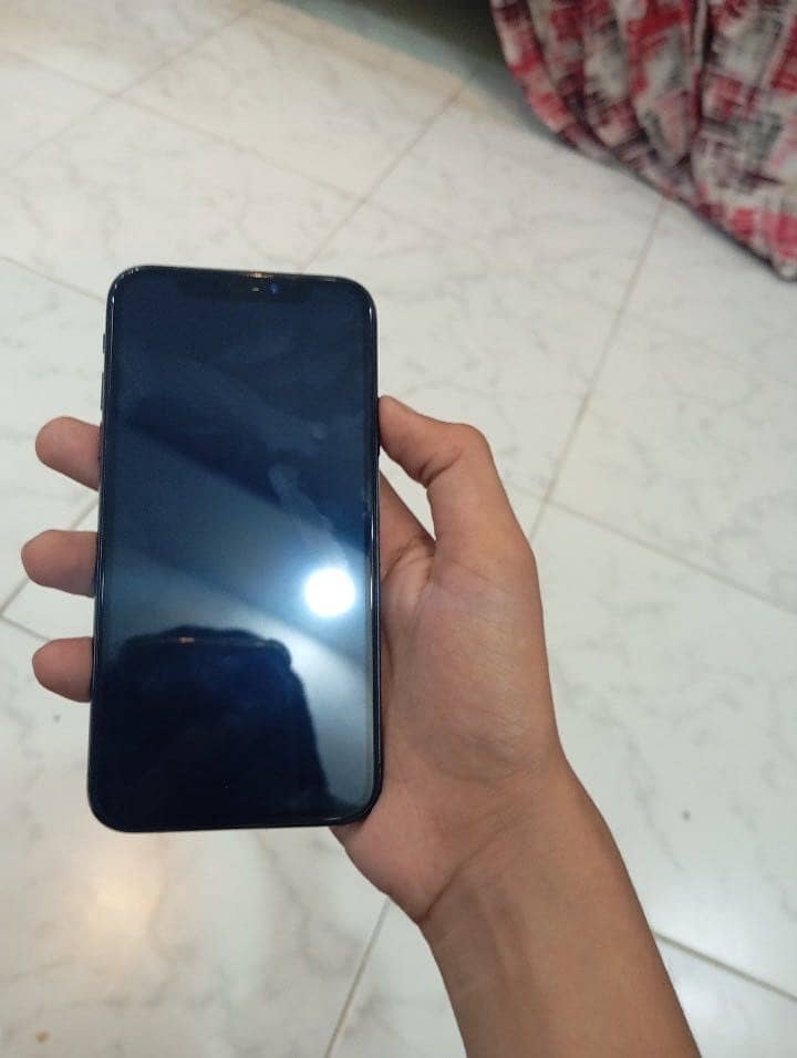 Apple iPhone X 1
