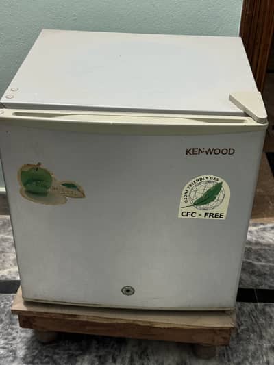 Kenwood fridge
