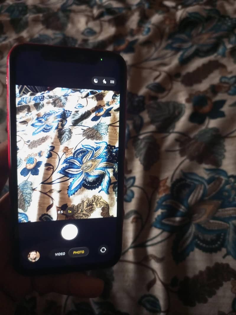 Apple iPhone 11 4