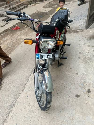 Honda CD 70 2023 model lash condition bike argent for sale