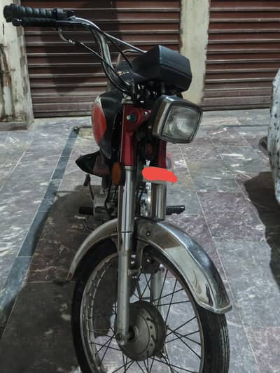 honda 70 ,whats app 03153847838