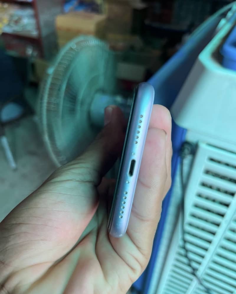 Apple iPhone 11 2
