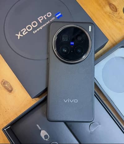 Vivo X200 Pro Urgent Sale