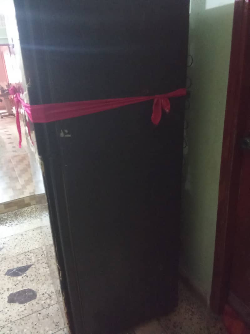 Old fridge 2