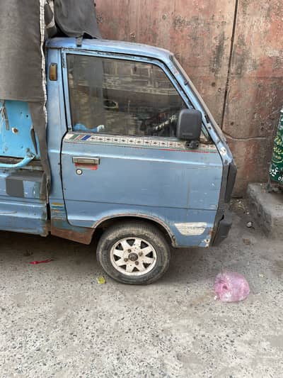 Suzuki Ravi 2014