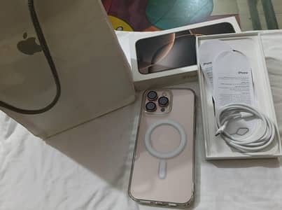 Apple iPhone 16 Pro Max