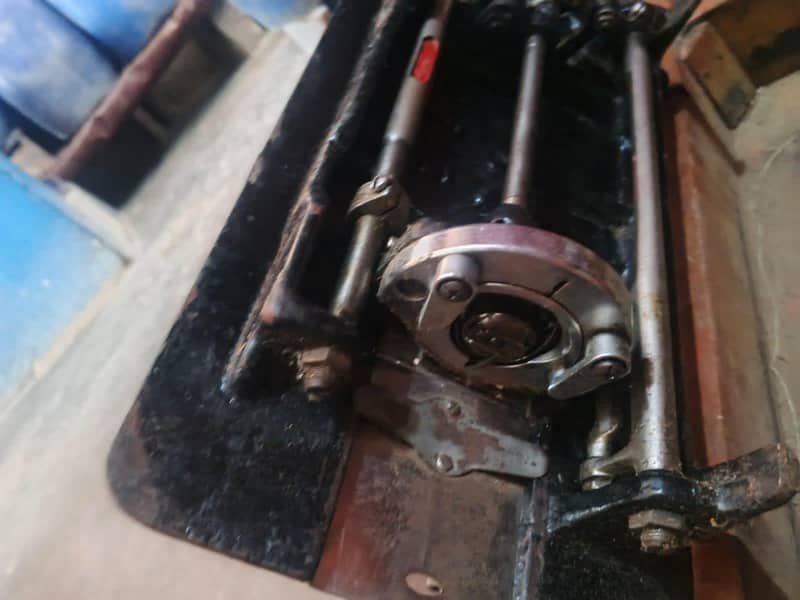 silai machine/ sewing machine 2