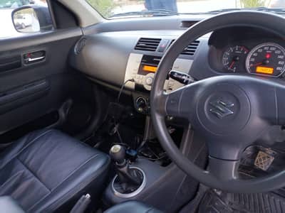 Suzuki Swift 2013