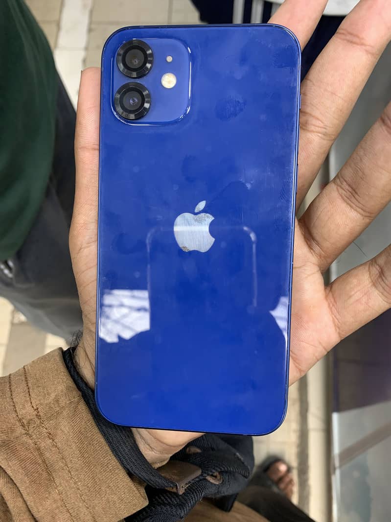 Apple iPhone 12 0