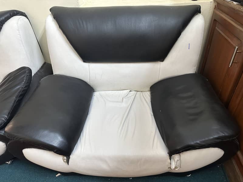 2 sofa seats 1