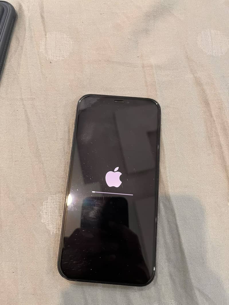 Apple iPhone 12 2