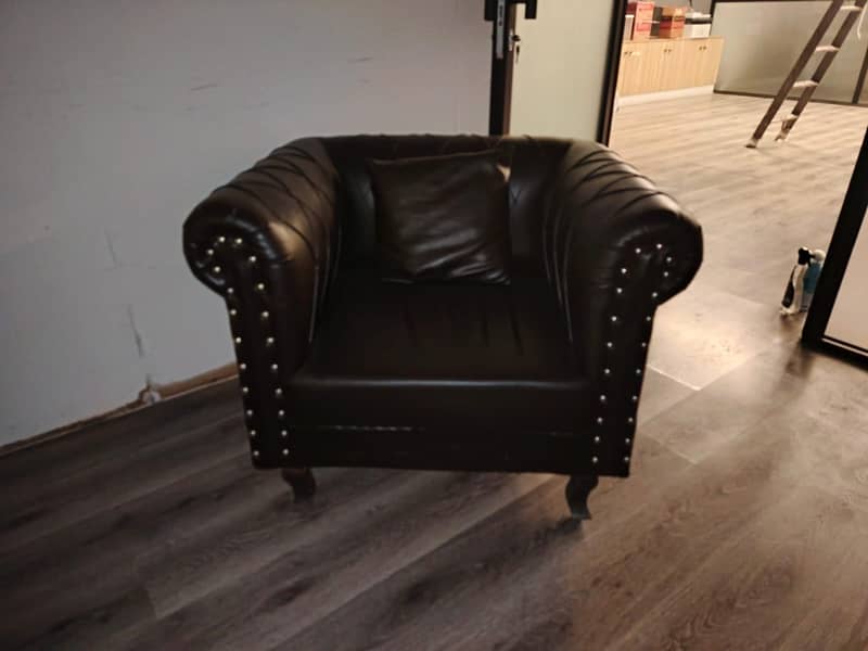 Two Single Seat sofas 0