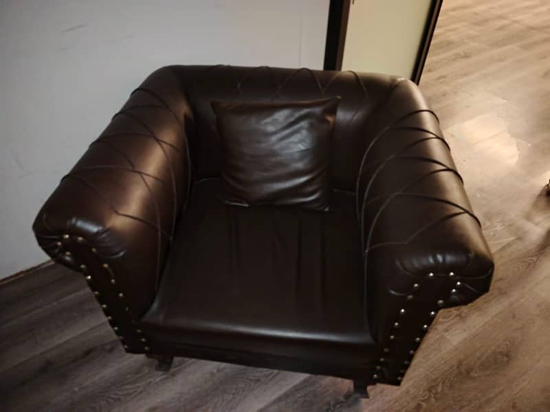 Two Single Seat sofas 3