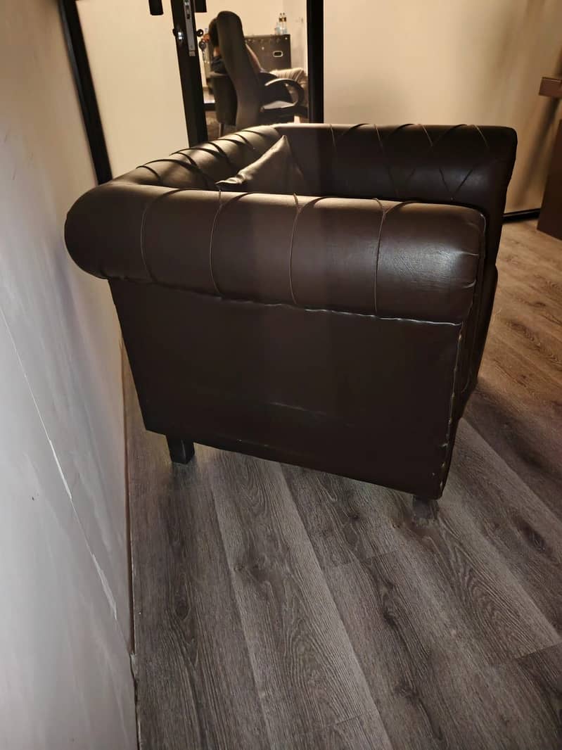 Two Single Seat sofas 4