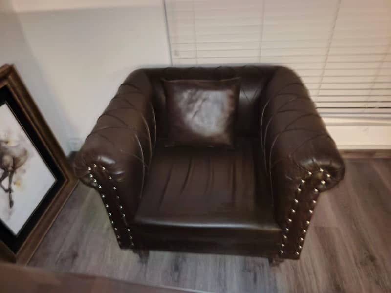 Two Single Seat sofas 6