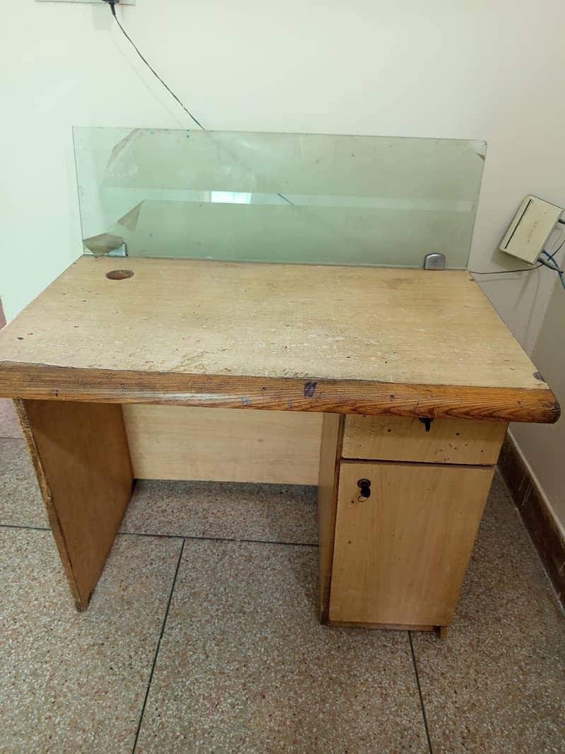 Office table/ computer table 3