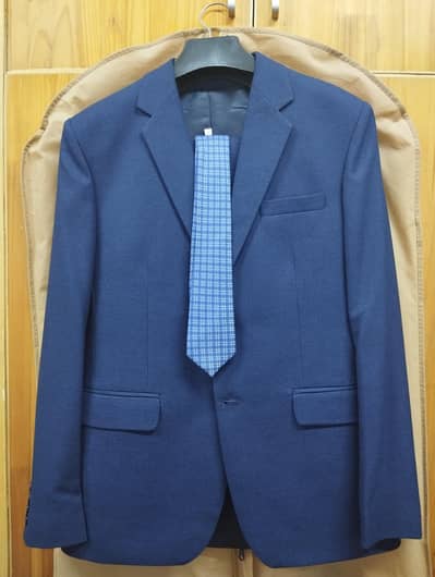 Almost New! Branded 3-Piece Suit Set (Size 34)