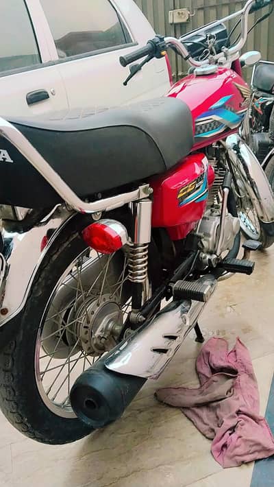 CG 125