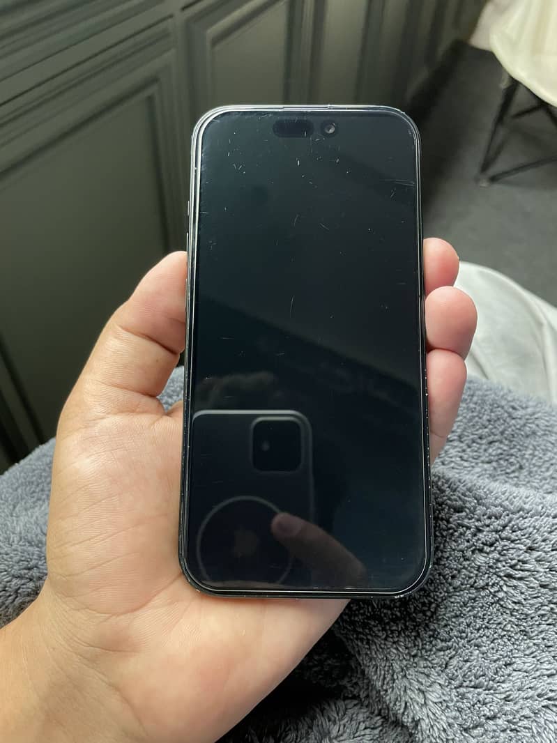 Apple iPhone 15 8