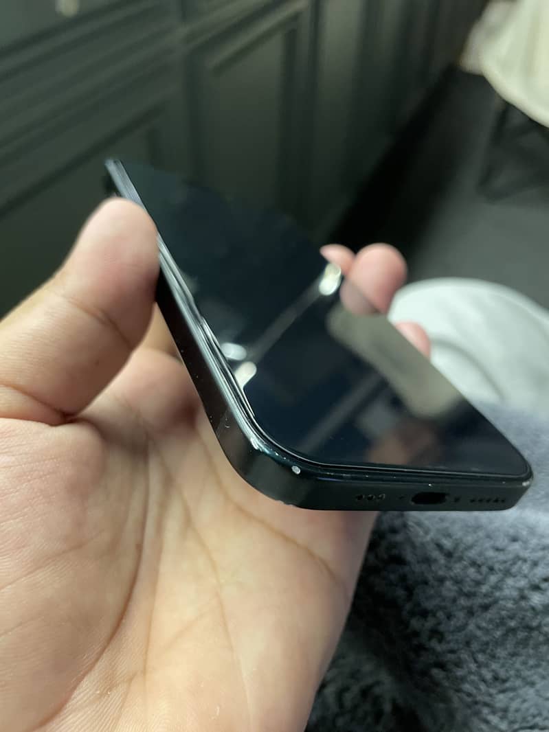 Apple iPhone 15 10