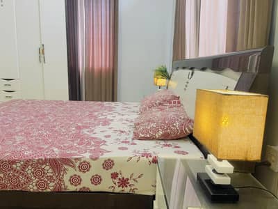 Per Day furnished apartment for rent in Johar