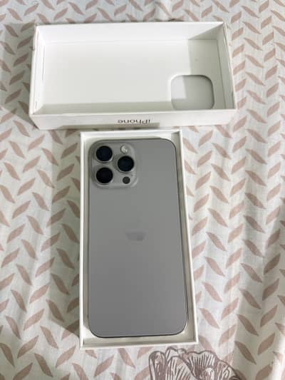 Apple iPhone 15 Pro Max JV
