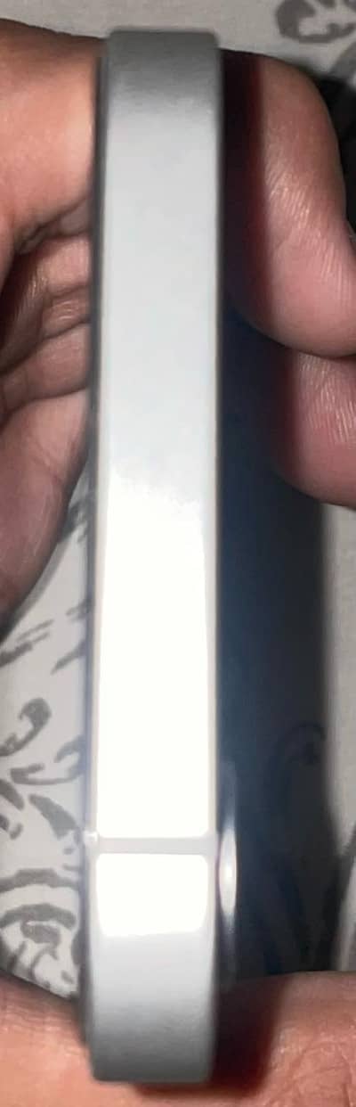 Apple iPhone 16e