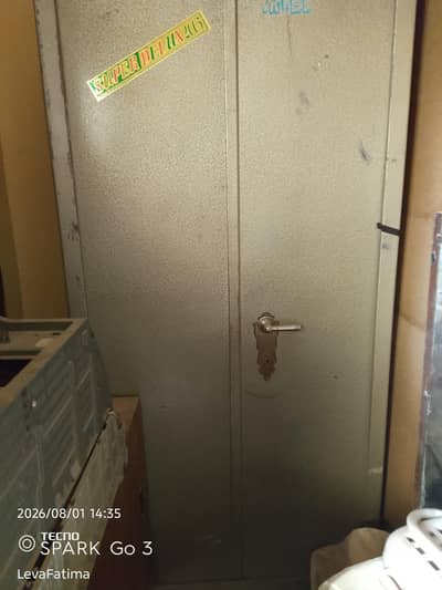 Heavy Steel Almirah / Iron Wardrobe – Good