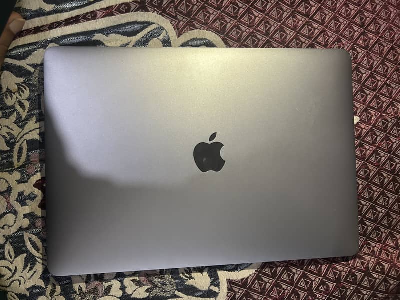 Macbook pro 2019 1