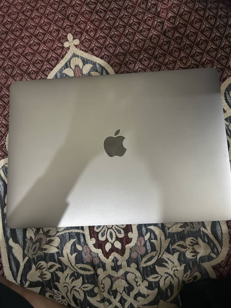Macbook pro 2019 12