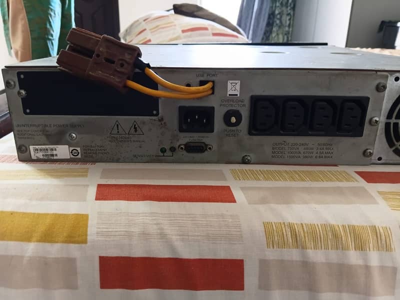 APC smart UPS 2