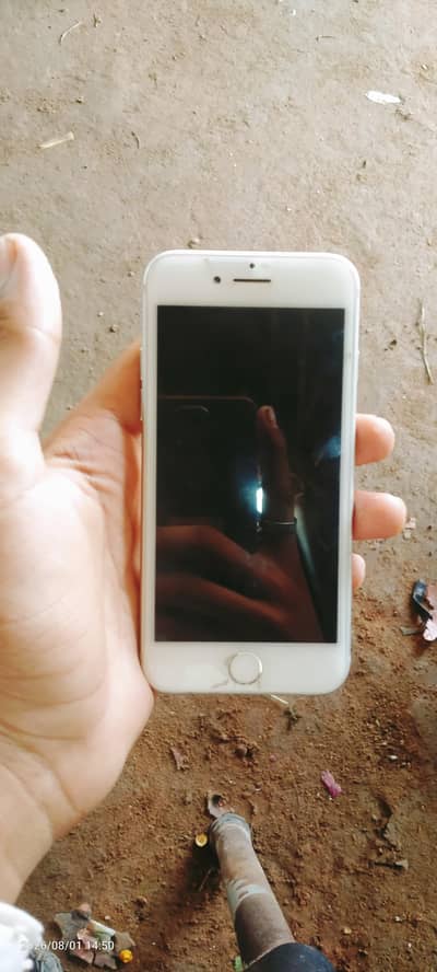 Apple iPhone 7