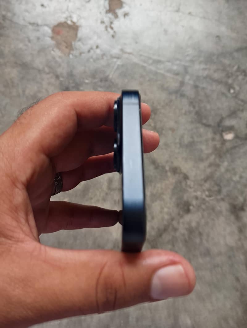 Apple iPhone 14 2