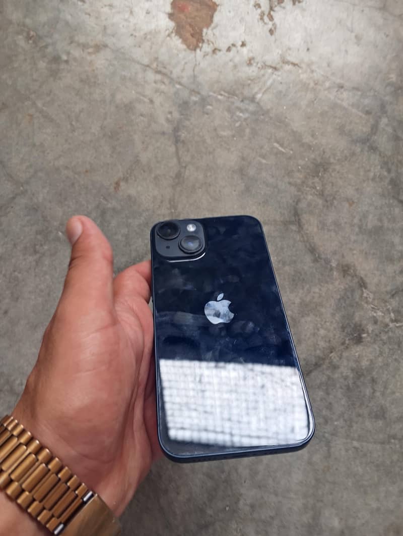 Apple iPhone 14 4