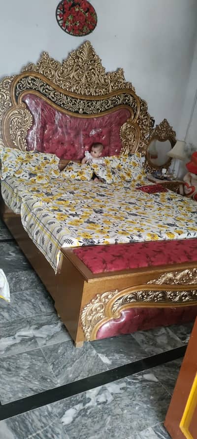 king size bed sets with sites tables & Dressing table for sale