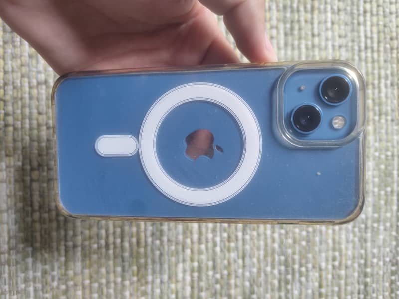Apple iPhone 13 1