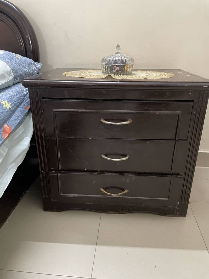 Solid Wood Bedroom Set 4
