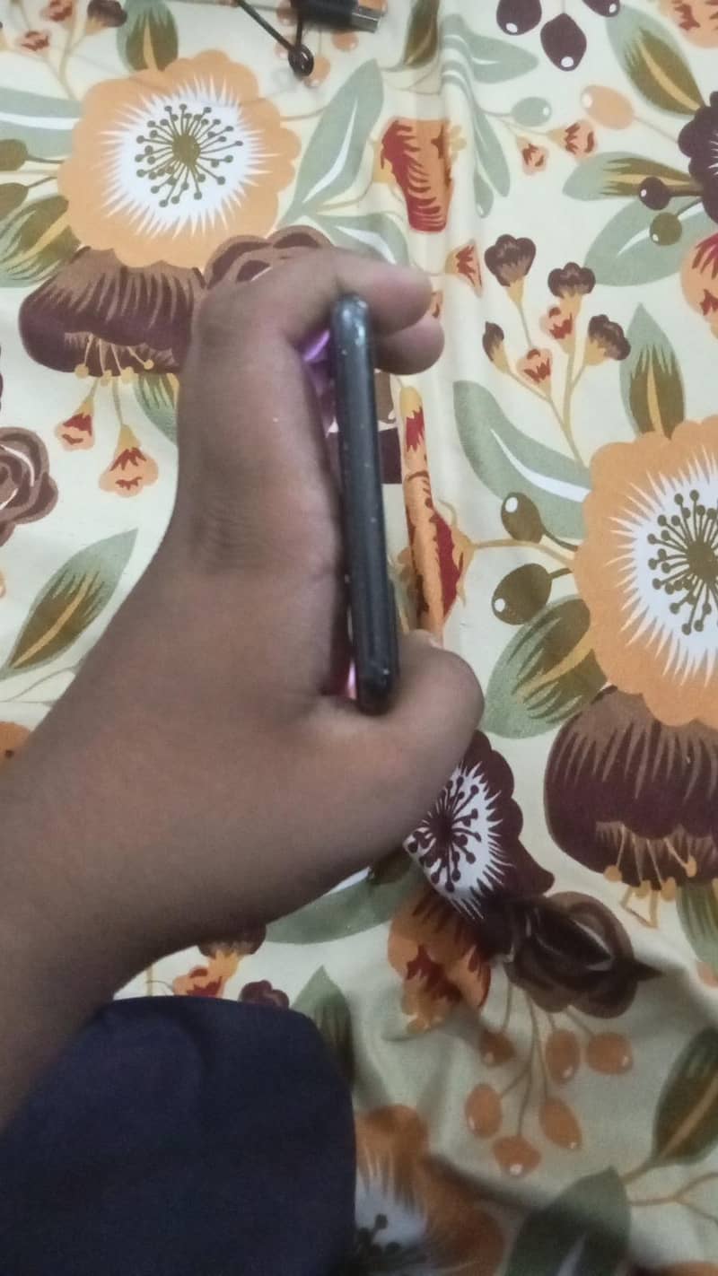 Apple iPhone 7 Plus 3