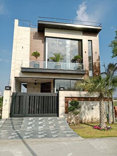 ULTRA MODERN HOUSE FOR SALE IN DHA PHASE 9 TOWN