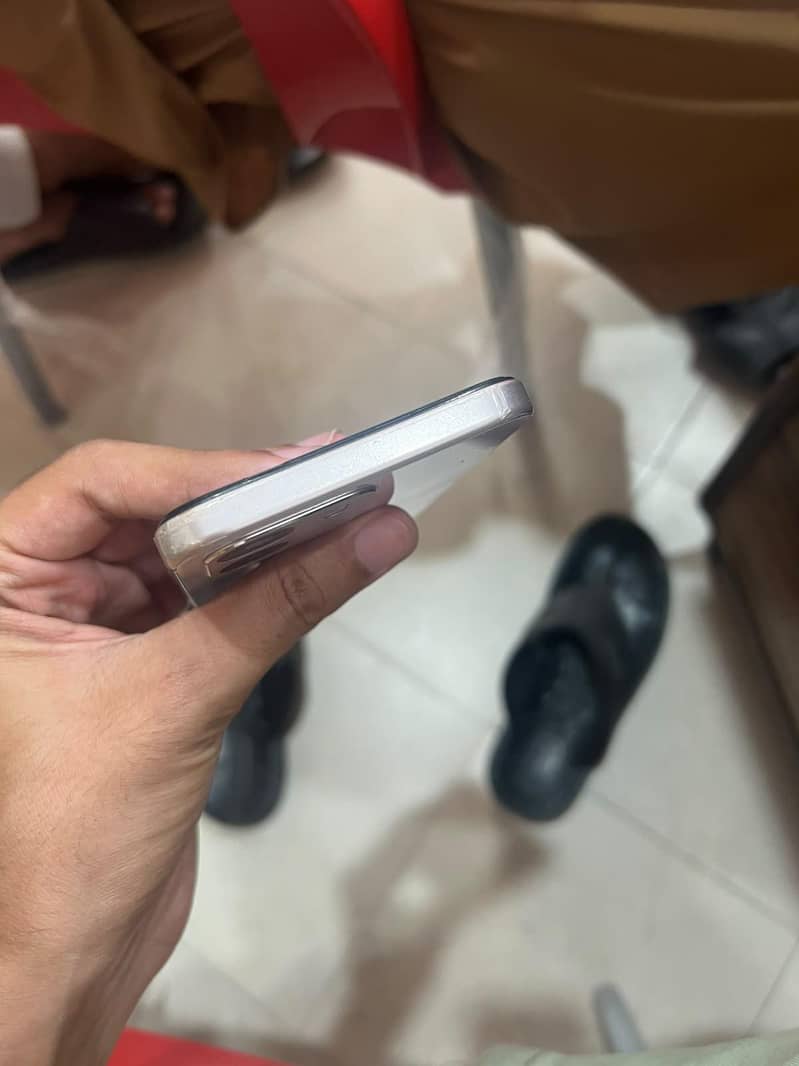 OPPO A6 1