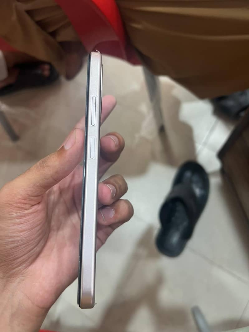 OPPO A6 4