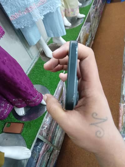 Apple iPhone 15