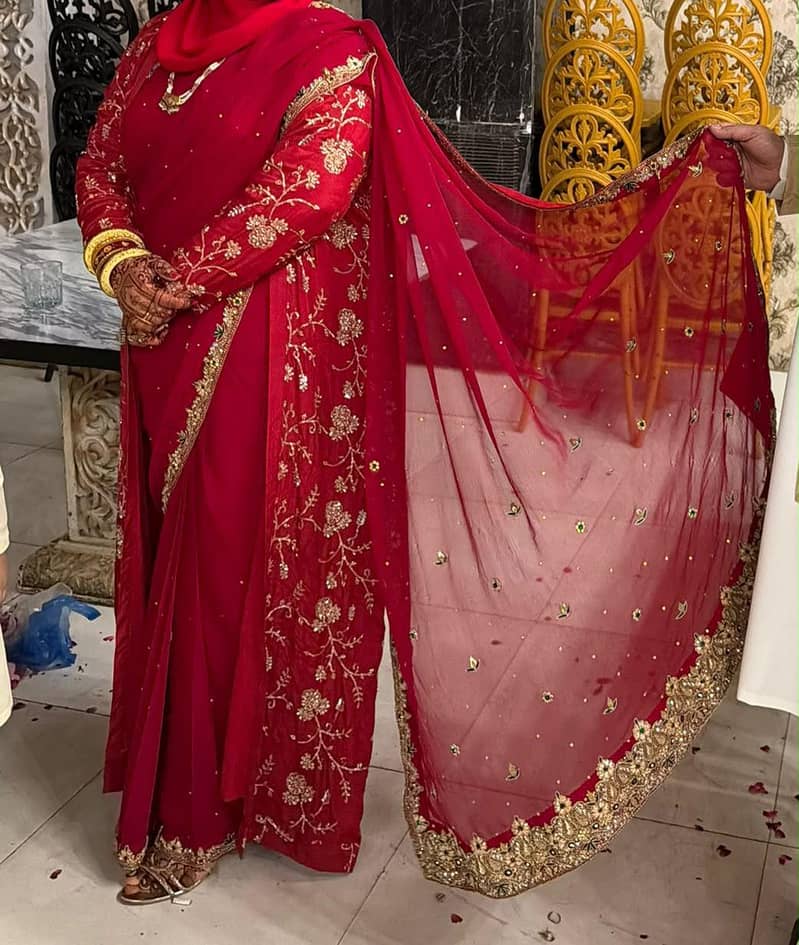 saree 0