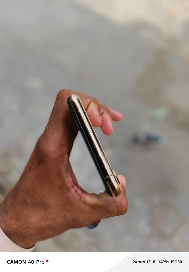 iPhone XS Max 3